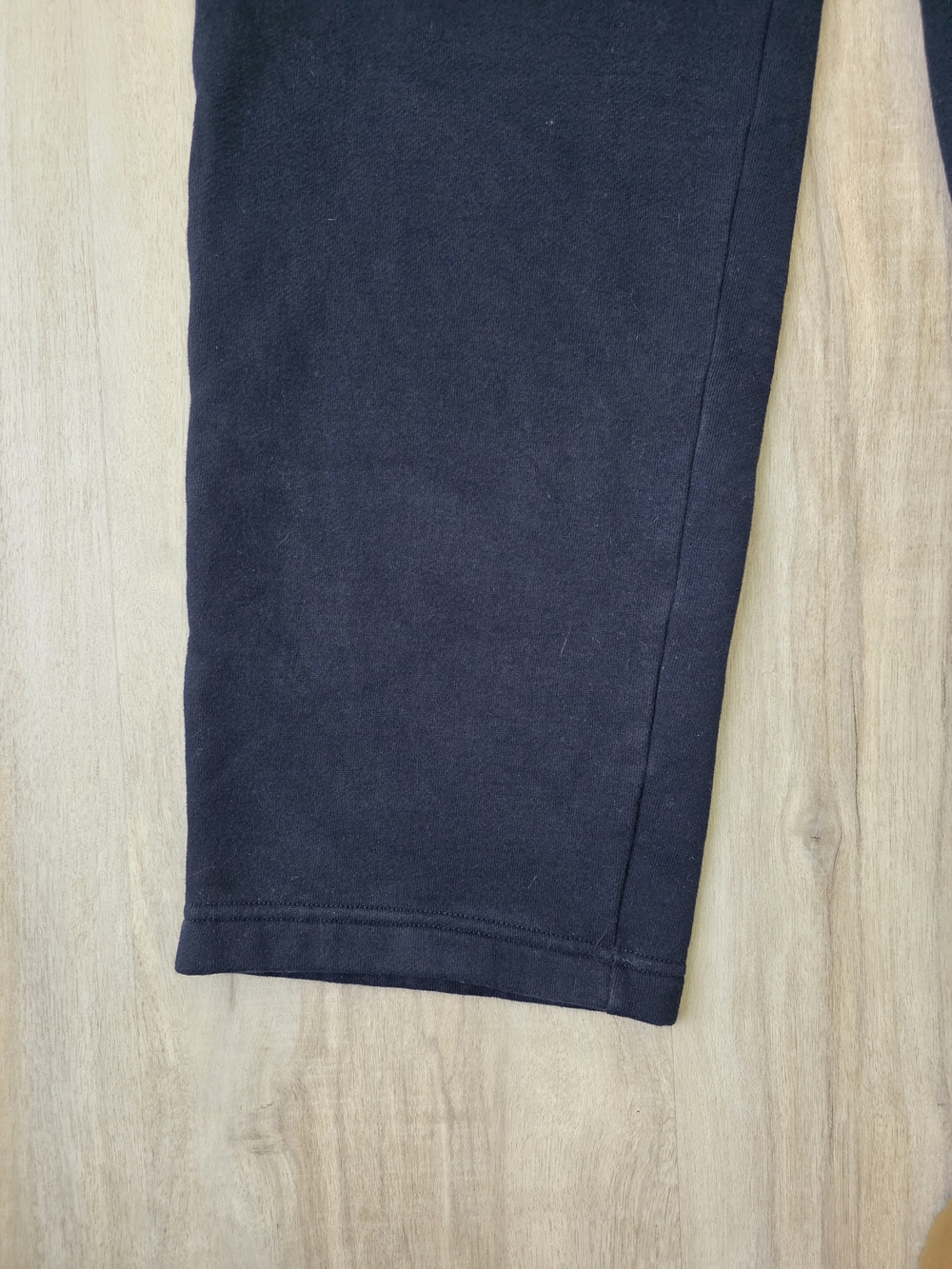 Aritzia Cozy Sweatfleece Mega Straight™ Sweatpant Size XS - Picture 4 of 16